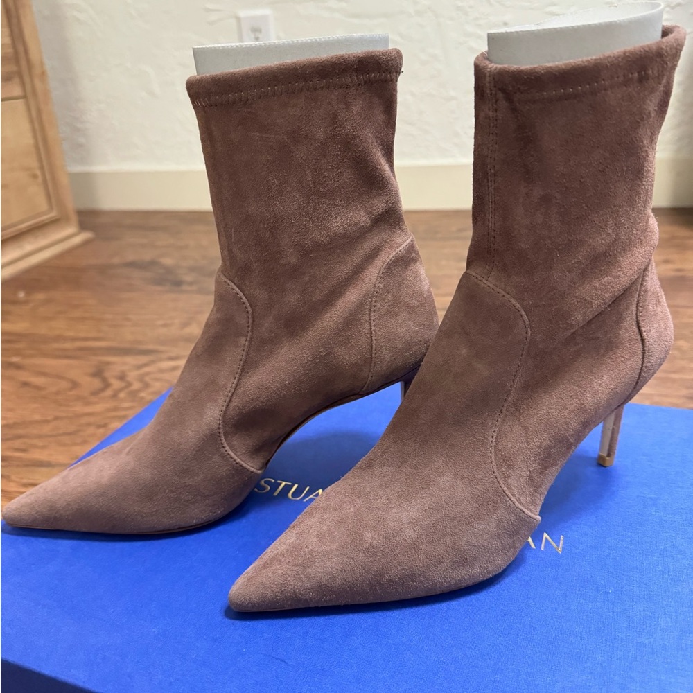 Stuart Weitzman Women's Taupe Suede Ankle Boots